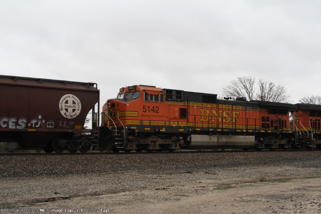 BNSF 5142